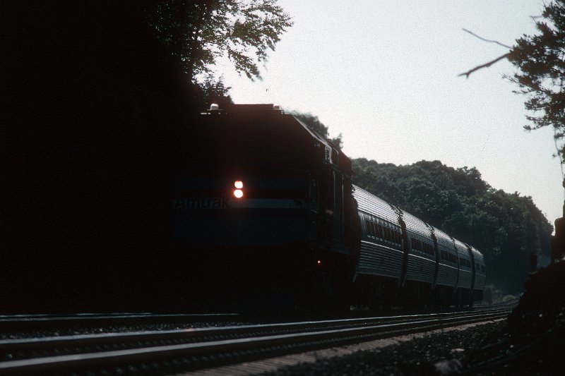 19930877-amtk.jpg - Amtrak train 174 eastbound near MP 85.8 in Guilford, CT. June 25, 1993