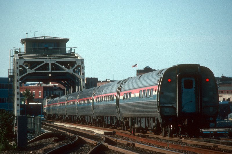 19930899-amtk.jpg - Amtrak train 174 crosses Shaw's Cove Bridge in New London, CT. July 5, 1993